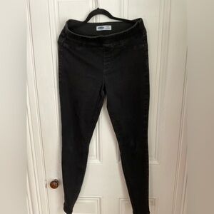 Old Navy built-in warm jeggings. Size 12 tall. Distressed black